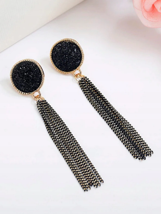 Náušnice Black Tassel Elegance – Obrázok 4