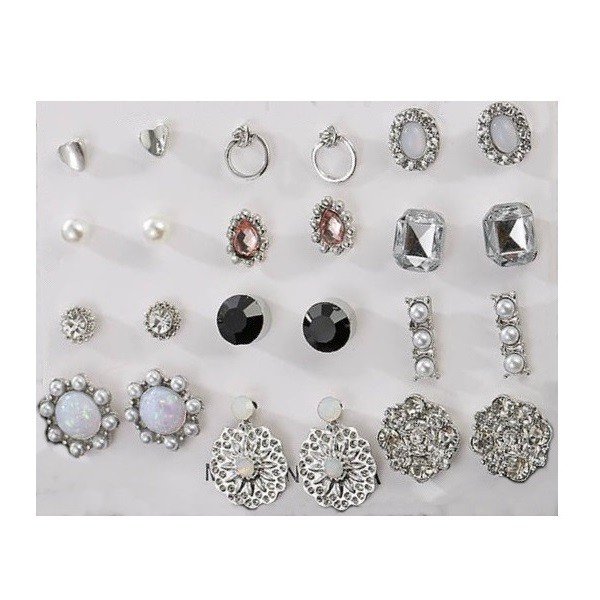 Arterer Postriebrené náušnice, 12 párov